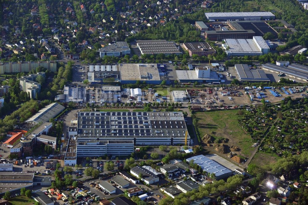 Berlin von oben - Industrie- und Gewerbegebiet Mariendorf in Berlin