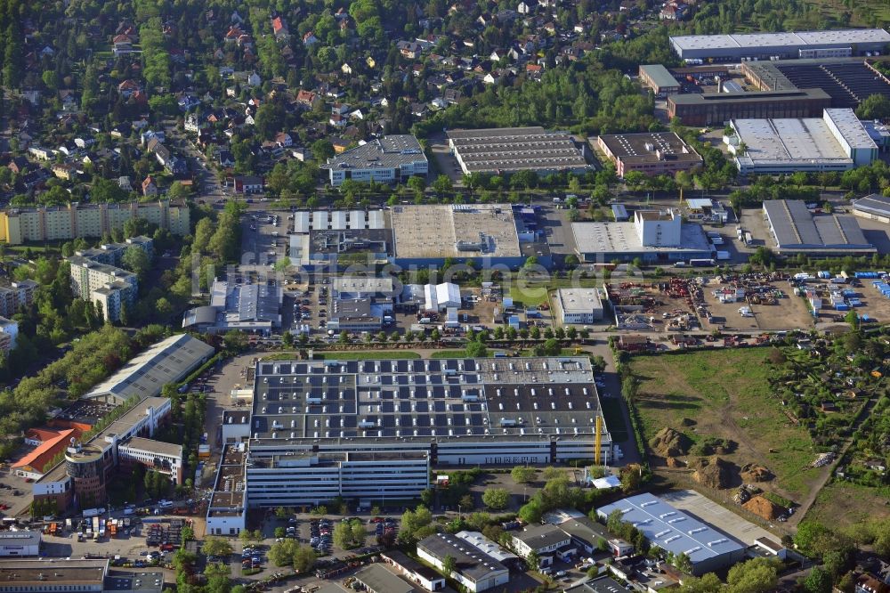 Berlin aus der Vogelperspektive: Industrie- und Gewerbegebiet Mariendorf in Berlin