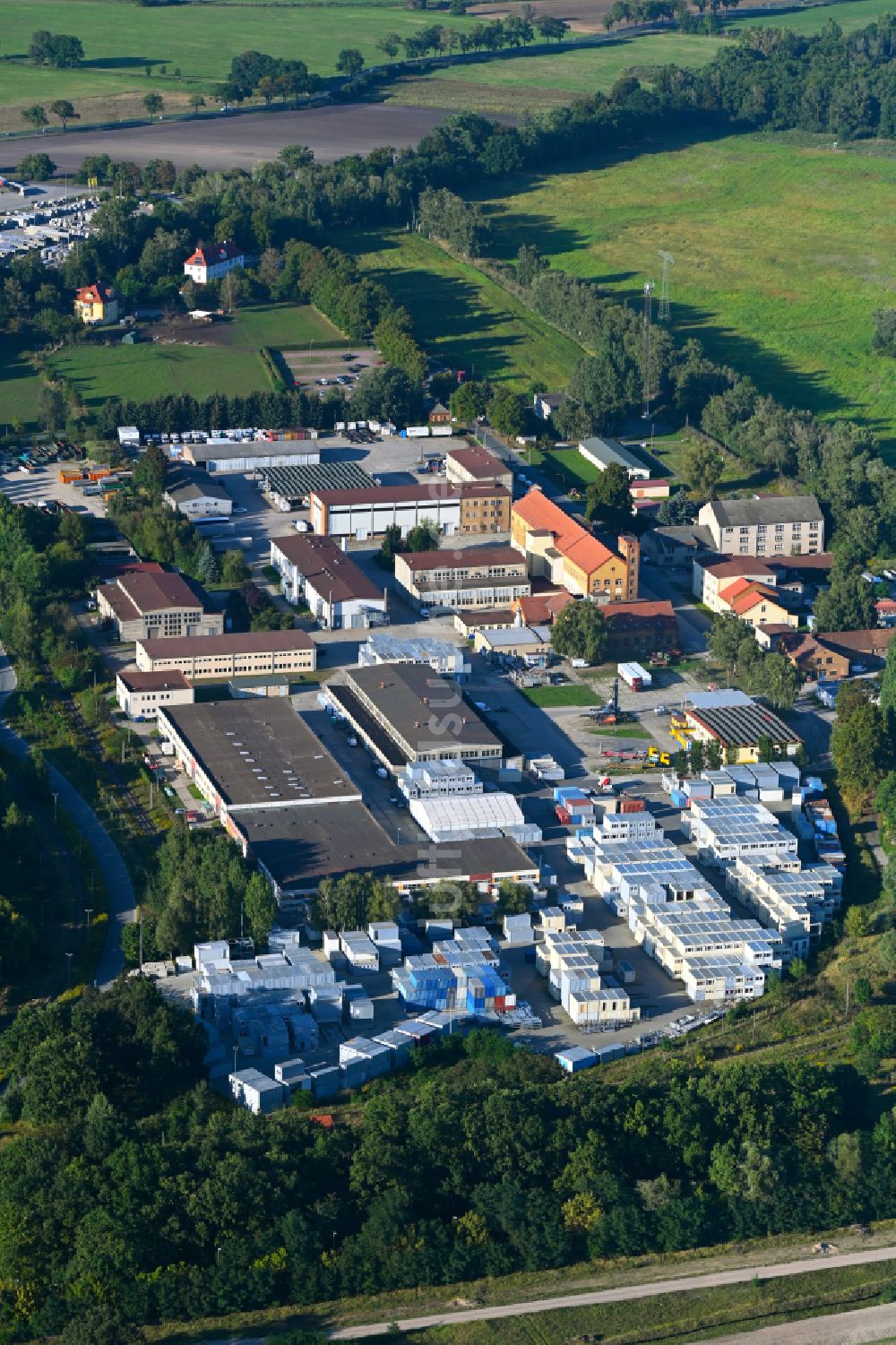 Mittenwalde von oben - Industrie- und Gewerbegebiet in Mittenwalde im Bundesland Brandenburg, Deutschland