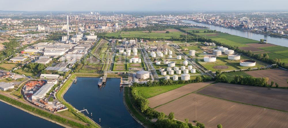 Mannheim von oben - Industrie- und Gewerbegebiet mit MTG Bayer GmbH auf der Friesenheimer Insel im Ortsteil Industriehafen in Mannheim im Bundesland Baden-Württemberg, Deutschland