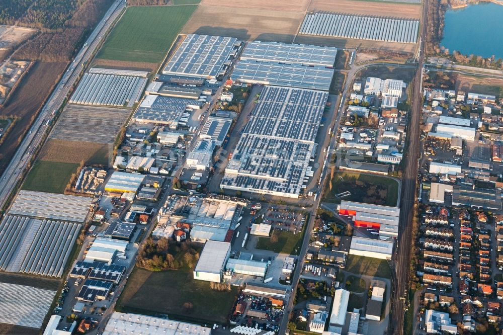 Muggensturm von oben - Industrie- und Gewerbegebiet in Muggensturm im Bundesland Baden-Württemberg, Deutschland