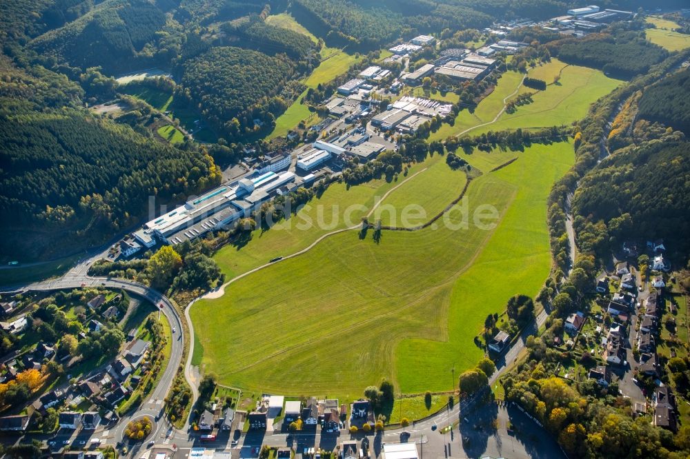 Netphen aus der Vogelperspektive: Industrie- und Gewerbegebiet in Netphen im Bundesland Nordrhein-Westfalen