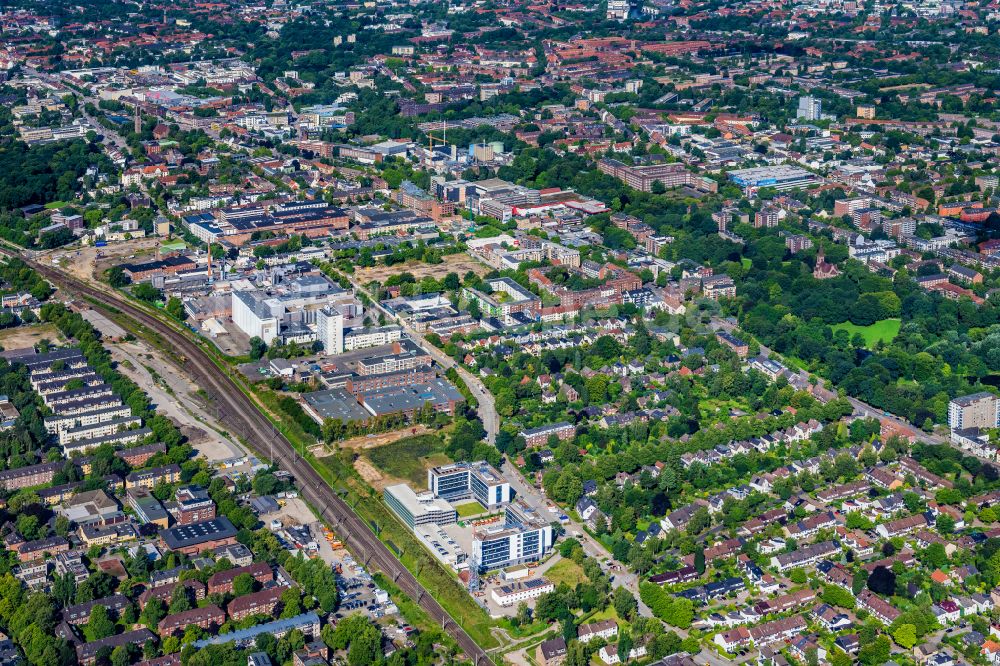 Hamburg aus der Vogelperspektive: Industrie- und Gewerbegebiet am Neumarkt im Ortsteil Wandsbek in Hamburg, Deutschland