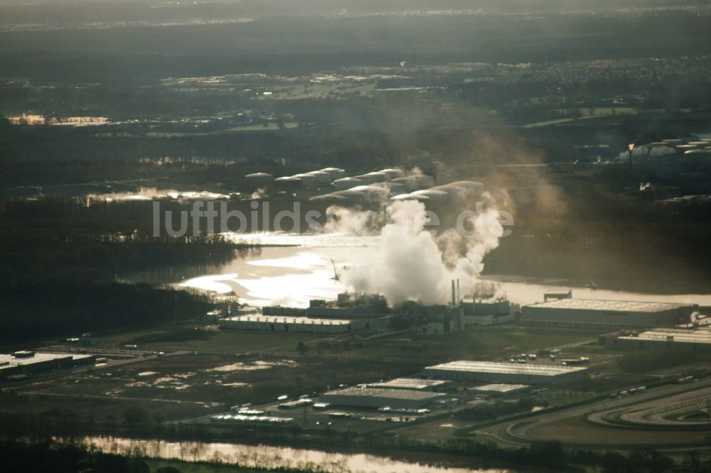 Luftaufnahme Wörth am Rhein - Industrie- und Gewerbegebiet mit Papierfabrik Palme in Wörth am Rhein im Bundesland Rheinland-Pfalz