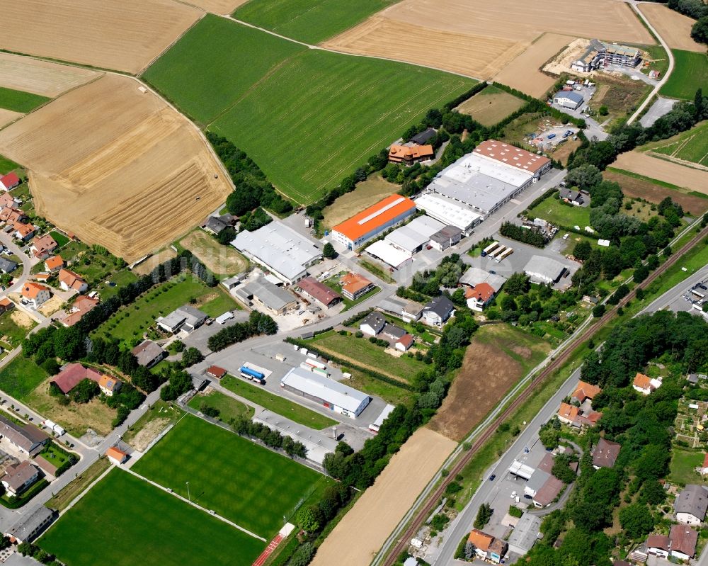 Luftbild Ittlingen - Industrie- und Gewerbegebiet am Rande von landwirtschaftlichen Feldern in Ittlingen im Bundesland Baden-Württemberg, Deutschland