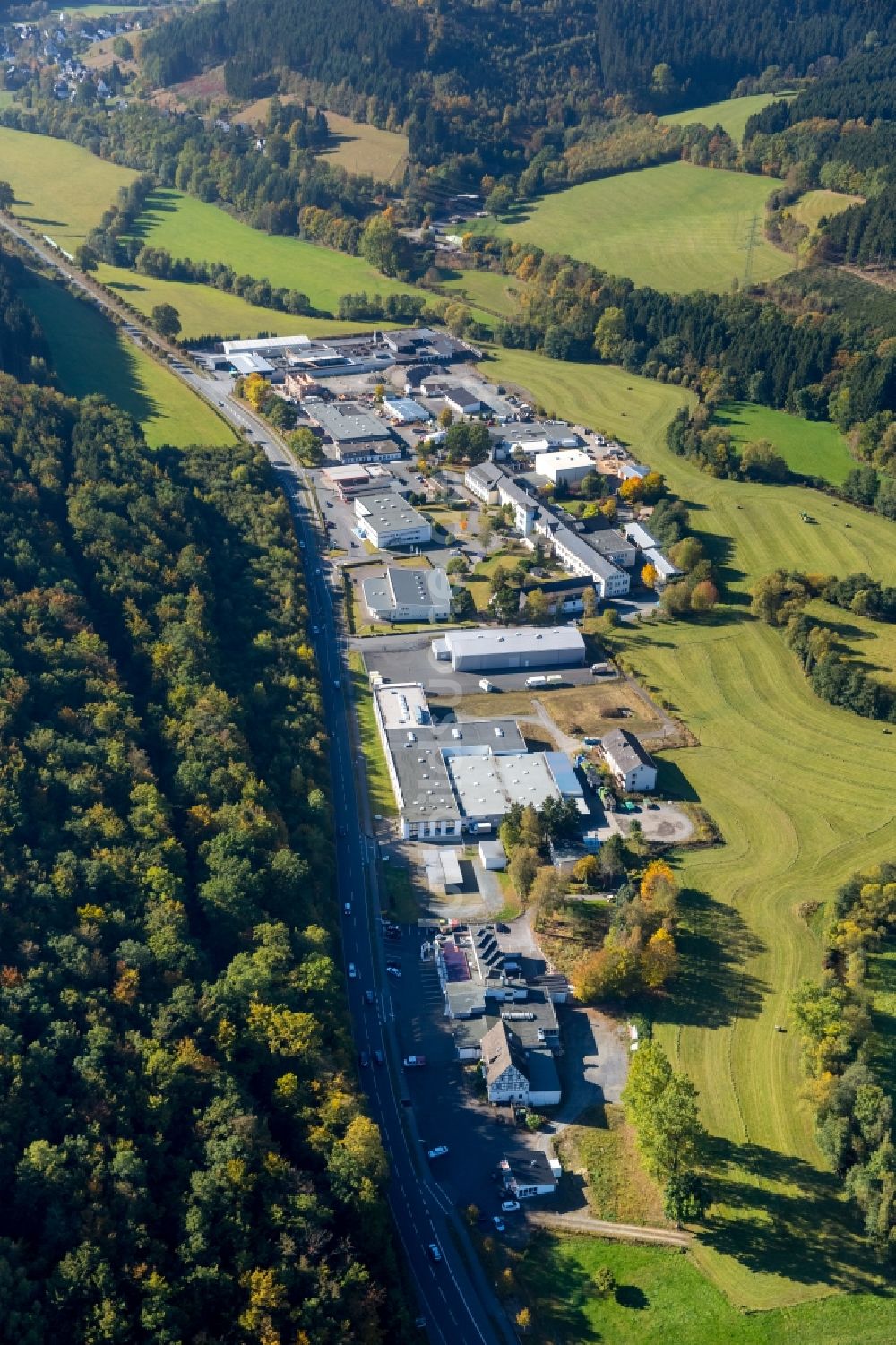 Luftbild Schmallenberg - Industrie- und Gewerbegebiet in Schmallenberg im Bundesland Nordrhein-Westfalen