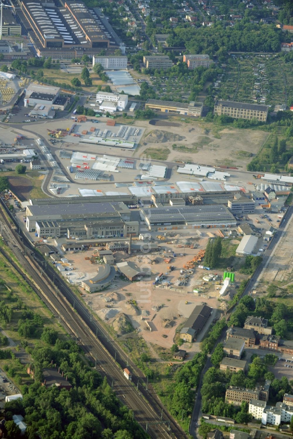 Luftaufnahme Magdeburg - Industrie- und Gewerbegebiet SKET Industriepark in Magdeburg im Bundesland Sachsen-Anhalt