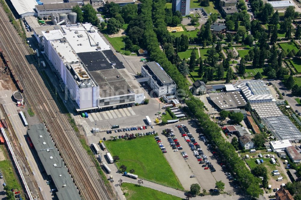 Luftaufnahme Lörrach - Industrie- und Gewerbegebiet am Standort des Milka - Schokoladenwerkes in Lörrach im Bundesland Baden-Württemberg