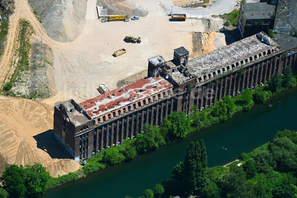 Hannover von oben - Industrie- Ruine Conti im Ortsteil Linden-Limmer in Hannover im Bundesland Niedersachsen, Deutschland