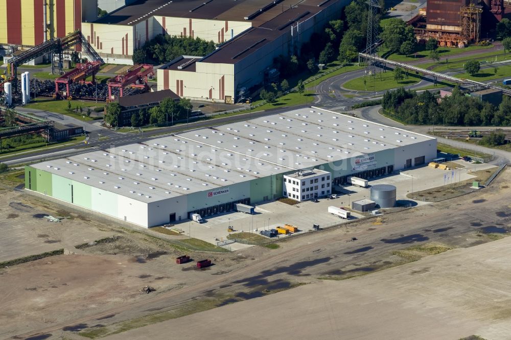 Luftaufnahme Dortmund - Industriebau- Halle der KHS Logistik zusammen mit Dachser auf dem Grundstück der ehemaligen Westfalenhütte in Dortmund in Nordrhein-Westfalen