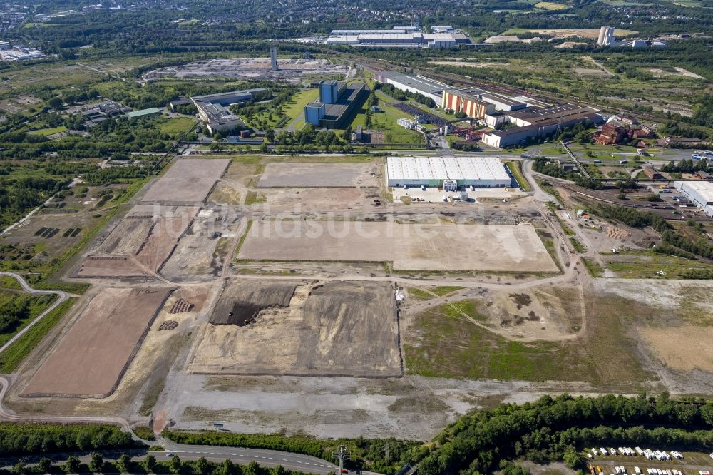 Dortmund von oben - Industriebau- Halle der KHS Logistik zusammen mit Dachser auf dem Grundstück der ehemaligen Westfalenhütte in Dortmund in Nordrhein-Westfalen