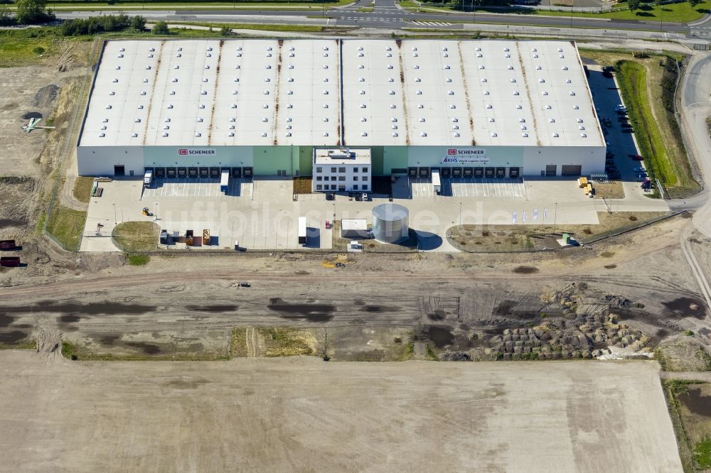 Dortmund aus der Vogelperspektive: Industriebau- Halle der KHS Logistik zusammen mit Dachser auf dem Grundstück der ehemaligen Westfalenhütte in Dortmund in Nordrhein-Westfalen