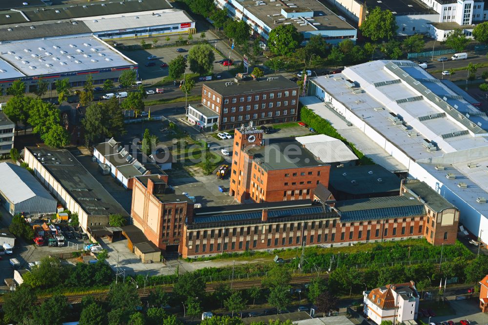 Luftbild Berlin - Industriedenkmal der alten Kaffeerösterei im Ortsteil Spandau in Berlin, Deutschland