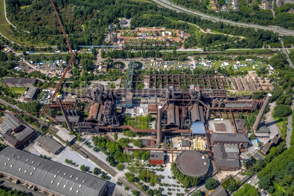 Luftbild Duisburg - Industriedenkmal der power-ruhrgebiet GmbH in Duisburg im Bundesland Nordrhein-Westfalen