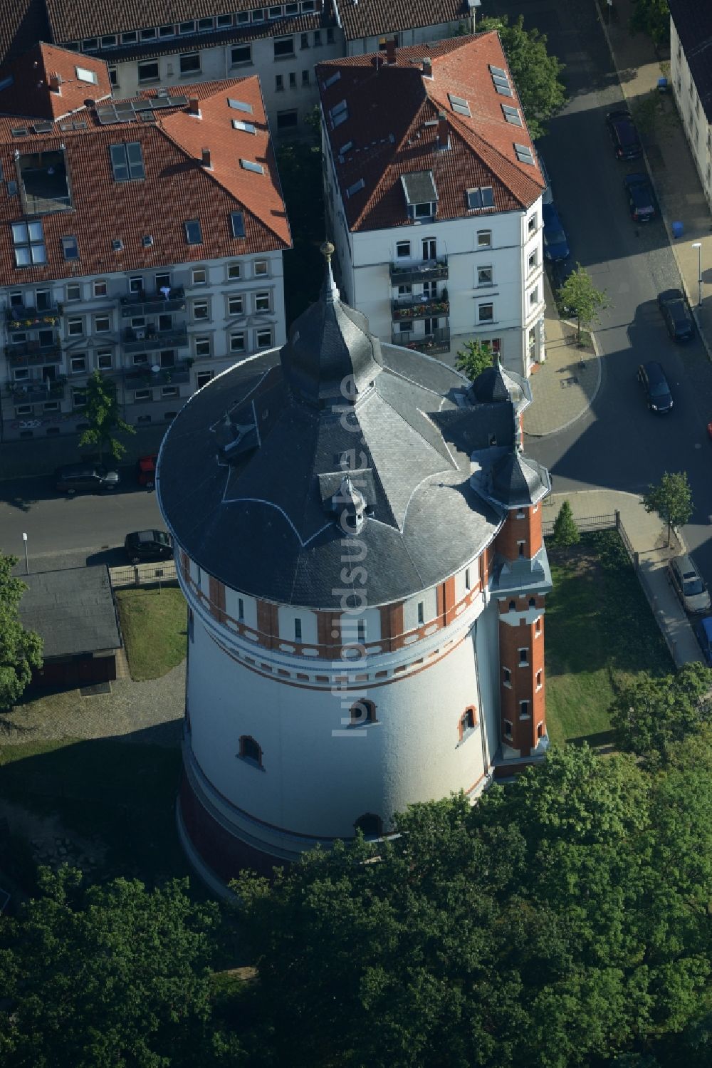 Luftaufnahme Braunschweig - Industriedenkmal Wasserturm in Braunschweig im Bundesland Niedersachsen