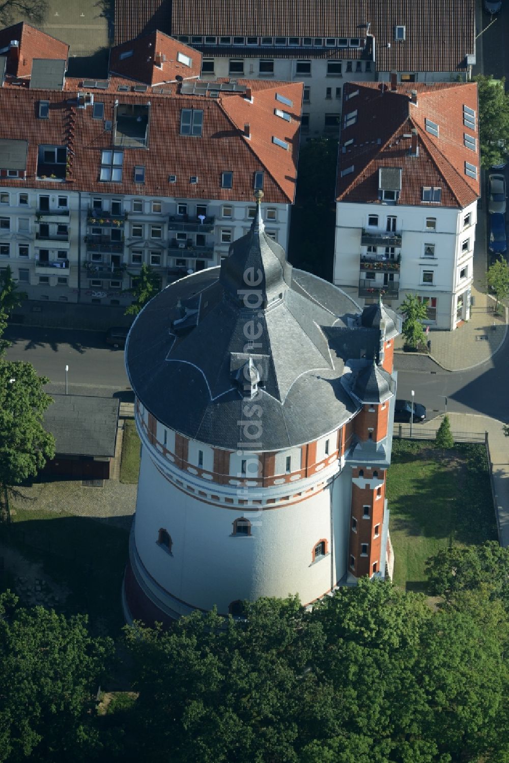 Braunschweig aus der Vogelperspektive: Industriedenkmal Wasserturm in Braunschweig im Bundesland Niedersachsen