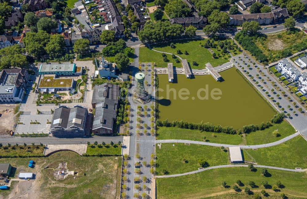 Luftaufnahme Dinslaken - Industriedenkmal Wasserturm in Dinslaken im Bundesland Nordrhein-Westfalen, Deutschland