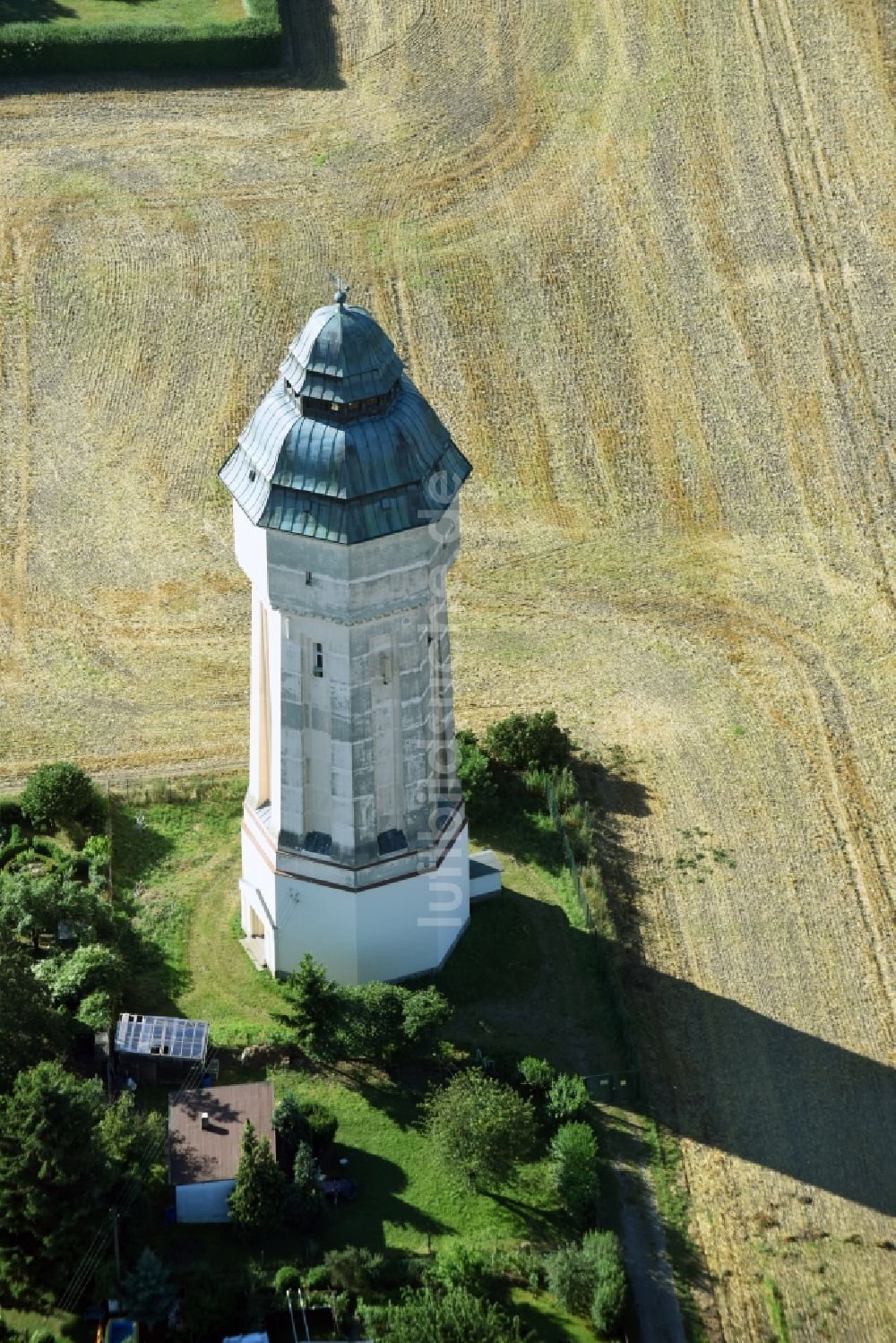 Luftaufnahme Engelsdorf - Industriedenkmal Wasserturm in Engelsdorf im Bundesland Sachsen