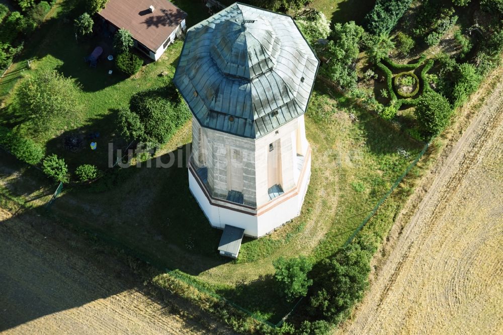 Luftbild Engelsdorf - Industriedenkmal Wasserturm in Engelsdorf im Bundesland Sachsen