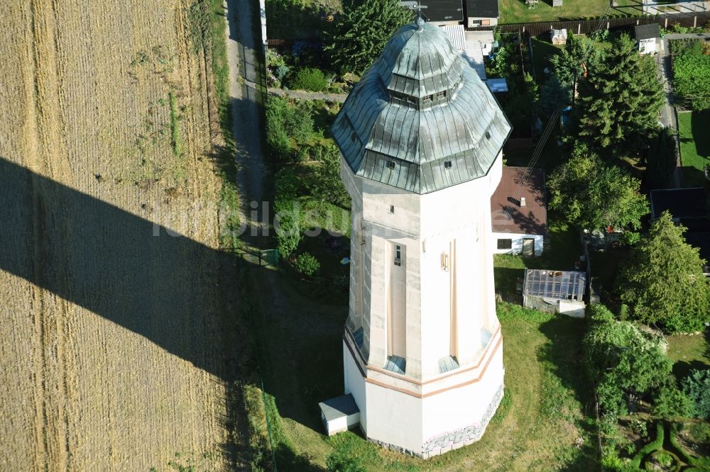 Luftbild Engelsdorf - Industriedenkmal Wasserturm in Engelsdorf im Bundesland Sachsen