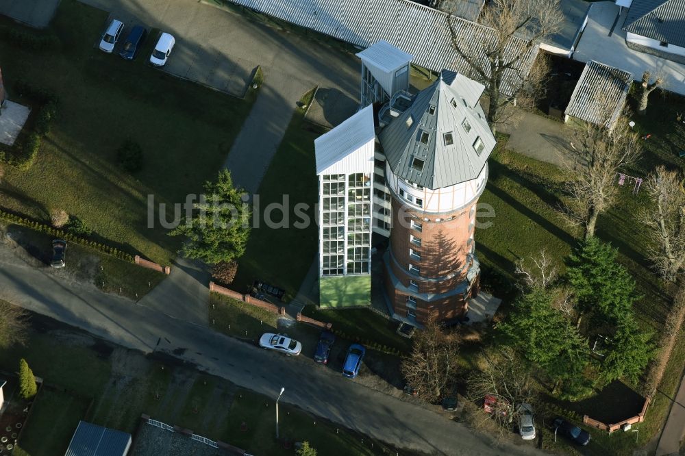 Luftaufnahme Fürstenwalde/Spree - Industriedenkmal Wasserturm in Fürstenwalde/Spree im Bundesland Brandenburg