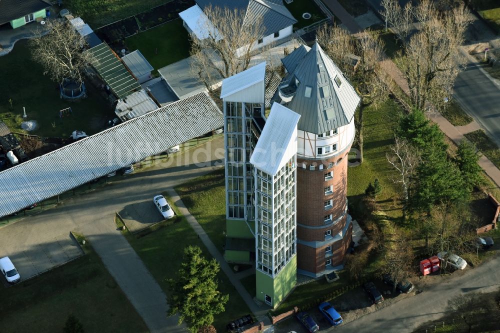 Fürstenwalde/Spree aus der Vogelperspektive: Industriedenkmal Wasserturm in Fürstenwalde/Spree im Bundesland Brandenburg