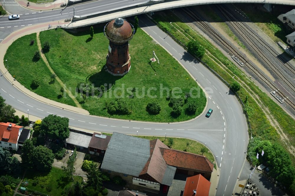 Luftaufnahme Halberstadt - Industriedenkmal Wasserturm in Halberstadt im Bundesland Sachsen-Anhalt