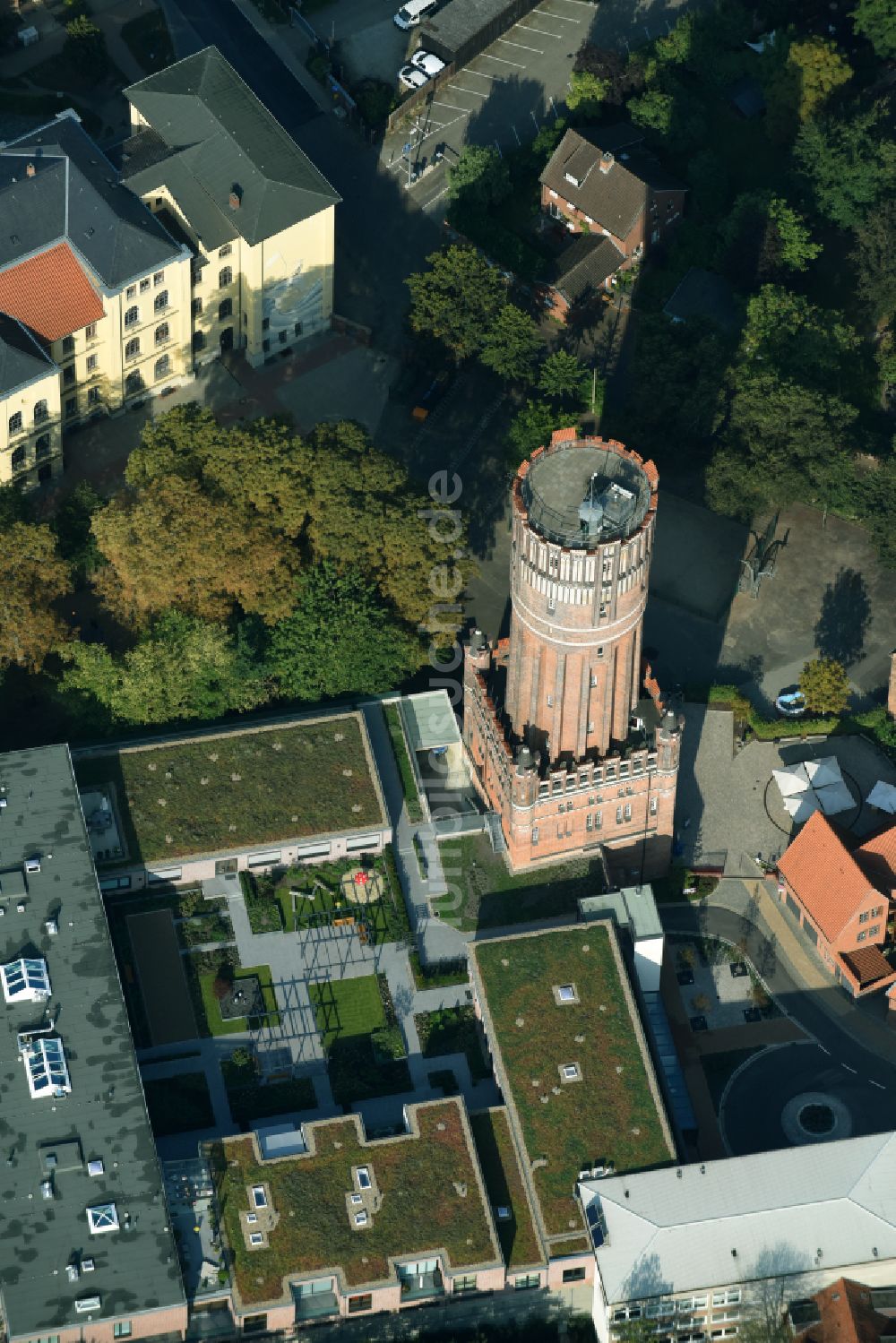 Luftbild Lüneburg - Industriedenkmal Wasserturm in Lüneburg im Bundesland Niedersachsen, Deutschland