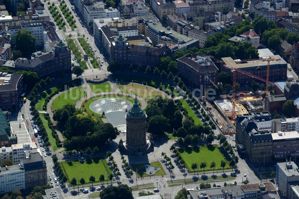 Luftaufnahme Mannheim - Industriedenkmal Wasserturm in Mannheim im Bundesland Baden-Württemberg