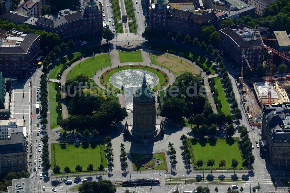 Mannheim aus der Vogelperspektive: Industriedenkmal Wasserturm in Mannheim im Bundesland Baden-Württemberg