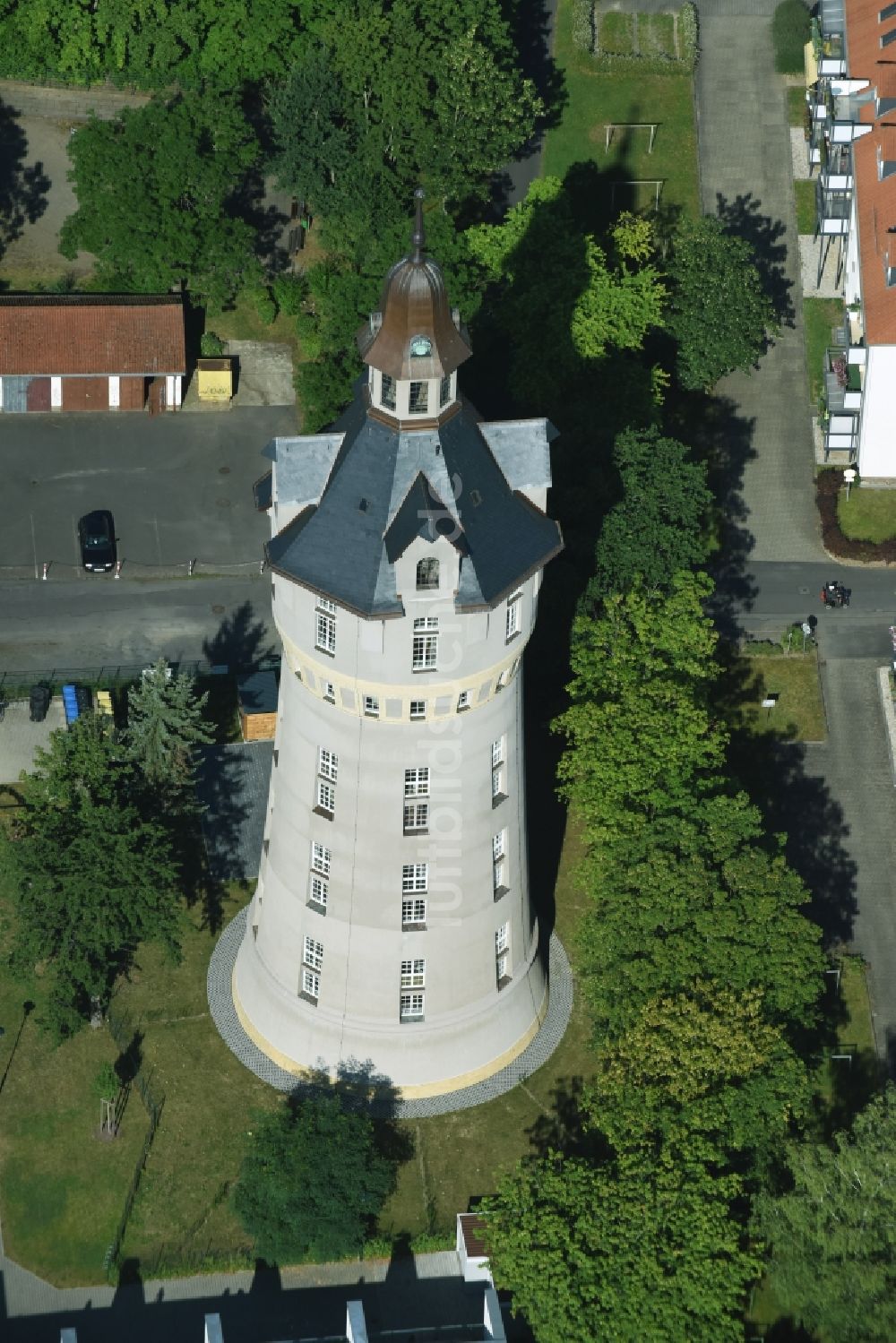 Markkleeberg von oben - Industriedenkmal Wasserturm in Markkleeberg im Bundesland Sachsen