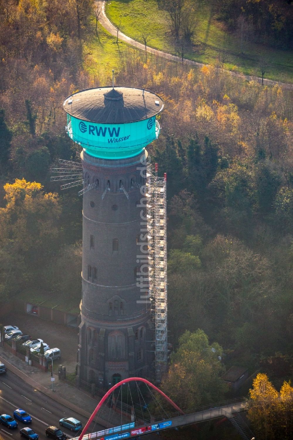 Luftaufnahme Oberhausen - Industriedenkmal Wasserturm in Oberhausen im Bundesland Nordrhein-Westfalen