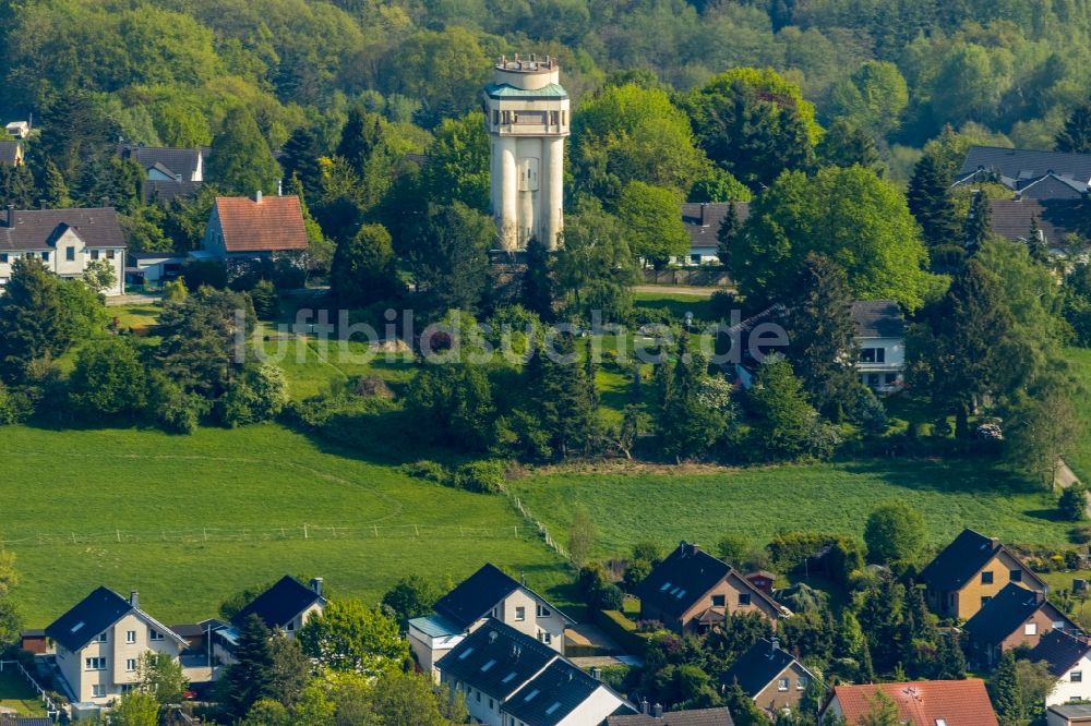 Luftaufnahme Witten - Industriedenkmal Wasserturm im Ortsteil Bommern in Witten im Bundesland Nordrhein-Westfalen, Deutschland