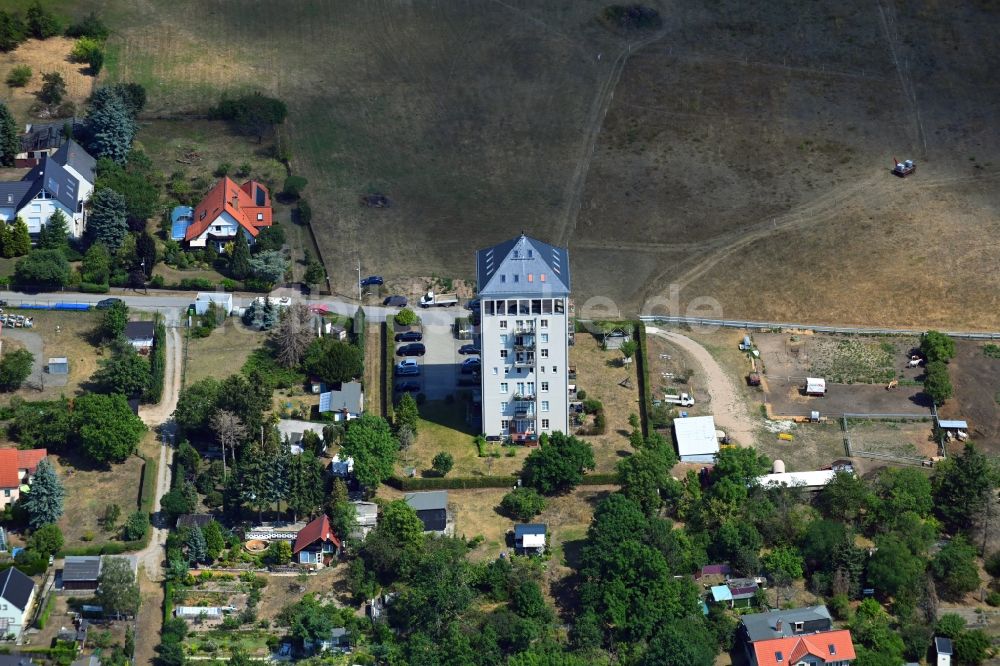 Luftaufnahme Dresden - Industriedenkmal Wasserturm im Ortsteil Klotzsche in Dresden im Bundesland Sachsen, Deutschland