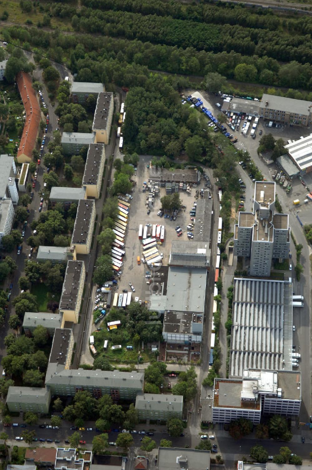 Luftbild Berlin - Industriegebiet an der Bessemerstraße , Eythstraße in Berlin-Tempelhof