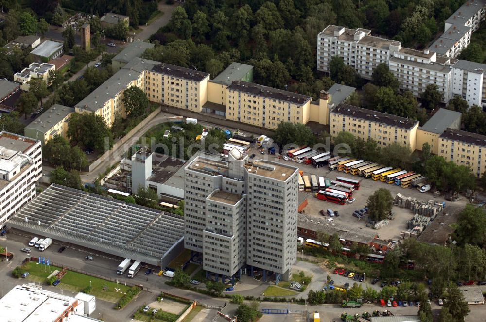 Berlin aus der Vogelperspektive: Industriegebiet an der Bessemerstraße , Eythstraße in Berlin-Tempelhof