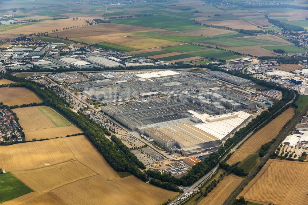 Luftbild Regensburg - Industriegebiet des BMW - Automobil- Werkes in Regensburg im Bundesland Bayern