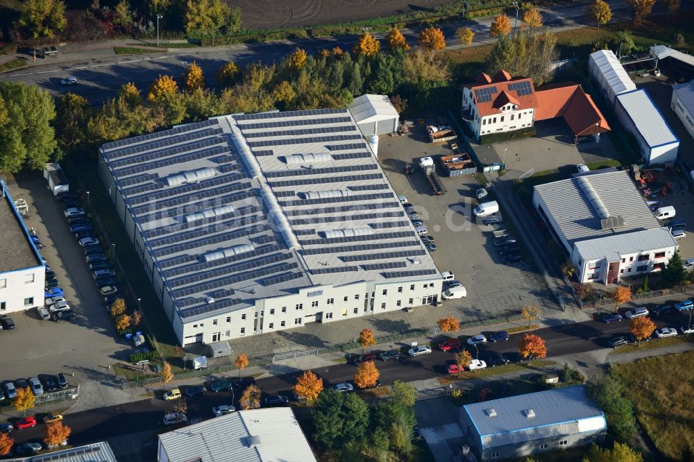 Berlin von oben - Industriegebiet am Darßer Bogen in Berlin Weißensee