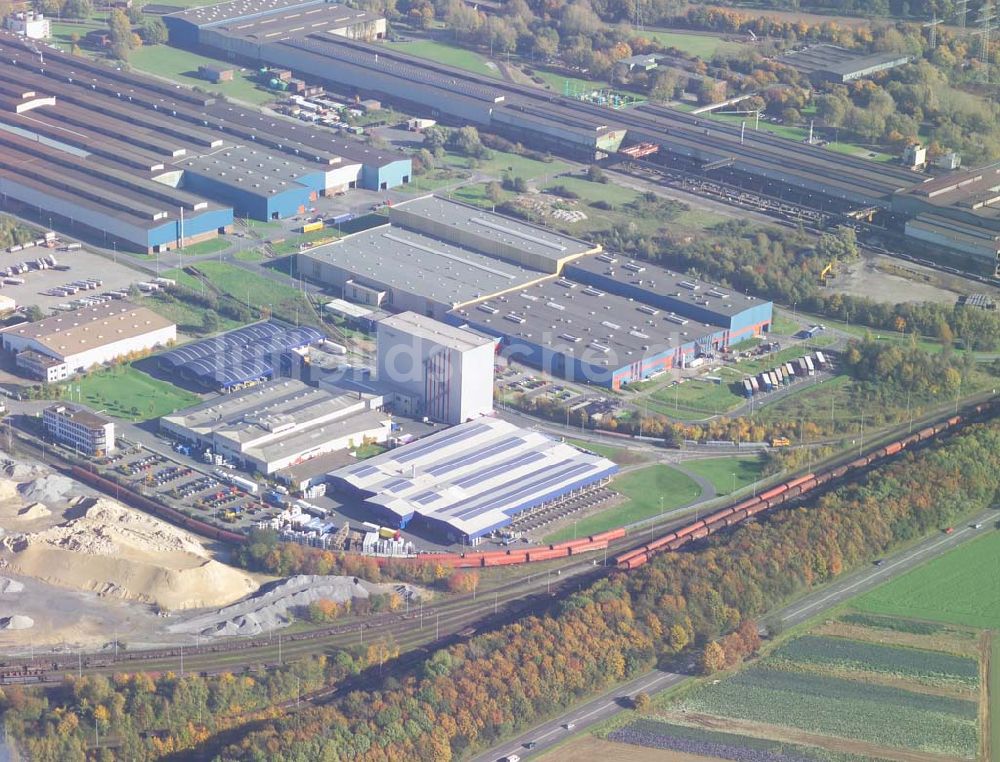 Duisburg aus der Vogelperspektive: Industriegebiet in Duisburg-Süd