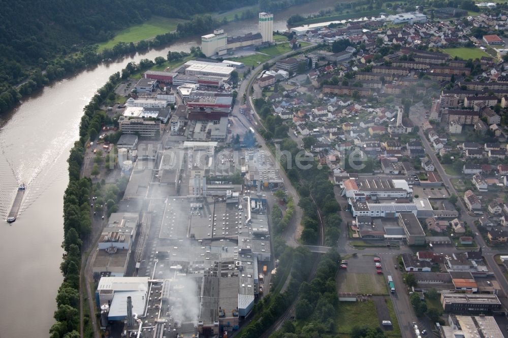 Wertheim aus der Vogelperspektive: Industriegebiet an den Fluss- Uferbereichen des Main im Ortsteil Bestenheid in Wertheim im Bundesland Baden-Württemberg, Deutschland