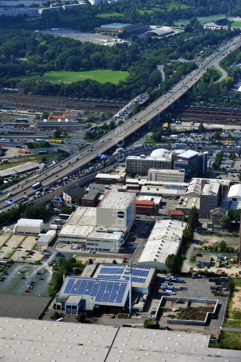 Frankfurt am Main von oben - Industriegebiet in Frankfurt am Main im Bundesland Hessen