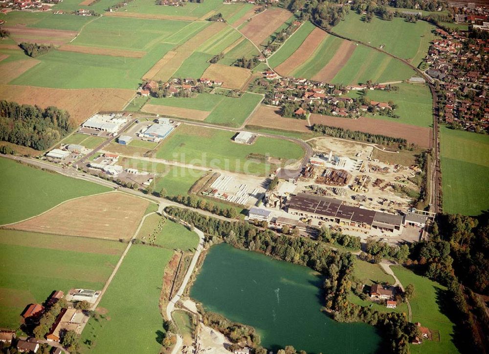 Luftbild Freilassing / Bayern - Industriegebiet Freilassing - Süd der Unternehmensgruppe MAX AICHER an der B304 in Freilassing.