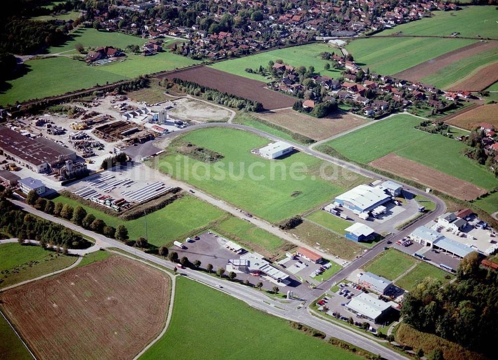 Freilassing / Bayern von oben - Industriegebiet Freilassing - Süd der Unternehmensgruppe MAX AICHER an der B304 in Freilassing.