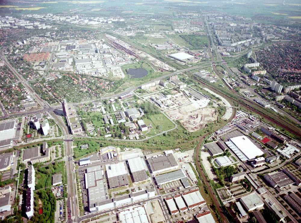 Luftaufnahme Berlin - Marzahn - Industriegebiet Marzahn mit dem Werksgelände der HEIDENHAIN-MICROPRINT GmbH an der Rhinstraße 134 in 12681 BERLIN, Tel