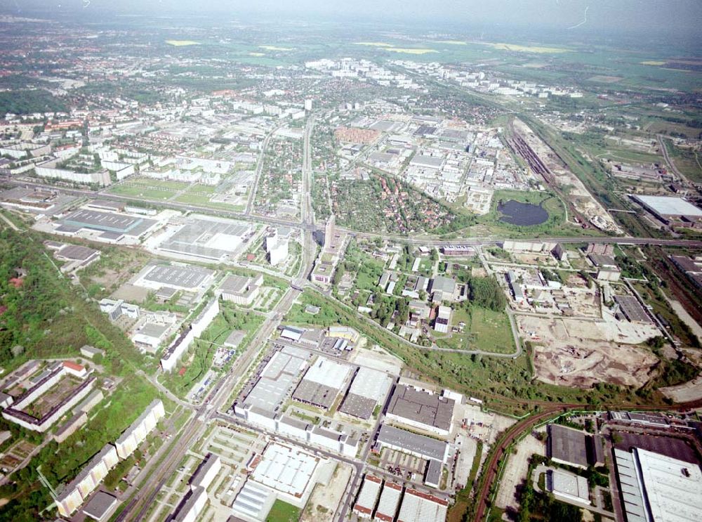 Luftaufnahme Berlin - Marzahn - Industriegebiet Marzahn mit dem Werksgelände der HEIDENHAIN-MICROPRINT GmbH an der Rhinstraße 134 in 12681 BERLIN, Tel