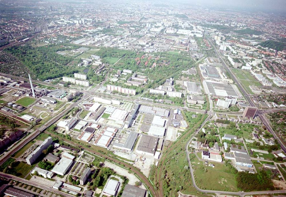 Berlin - Marzahn von oben - Industriegebiet Marzahn mit dem Werksgelände der HEIDENHAIN-MICROPRINT GmbH an der Rhinstraße 134 in 12681 BERLIN, Tel