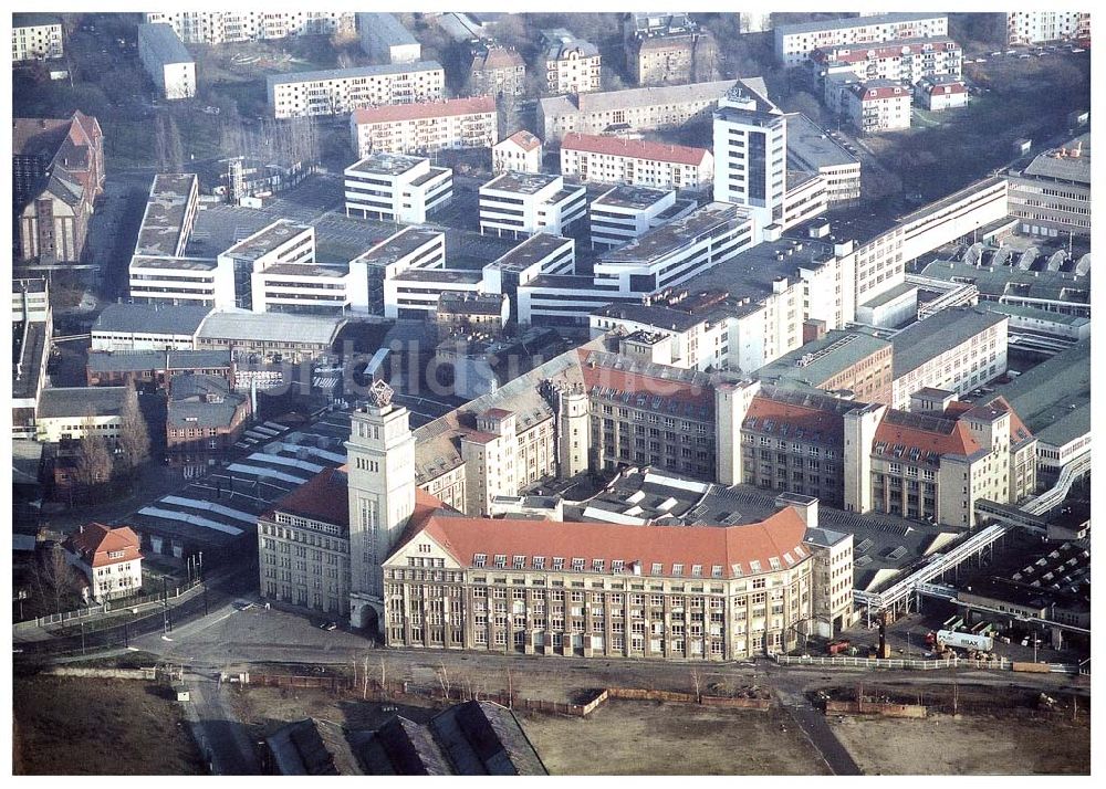 Berlin - Schöneweide von oben - Industriegebiet Oberschöneweide mit dem Gelände des ehemaligen Werkes für Fernsehelektronik / SAMSUNG.