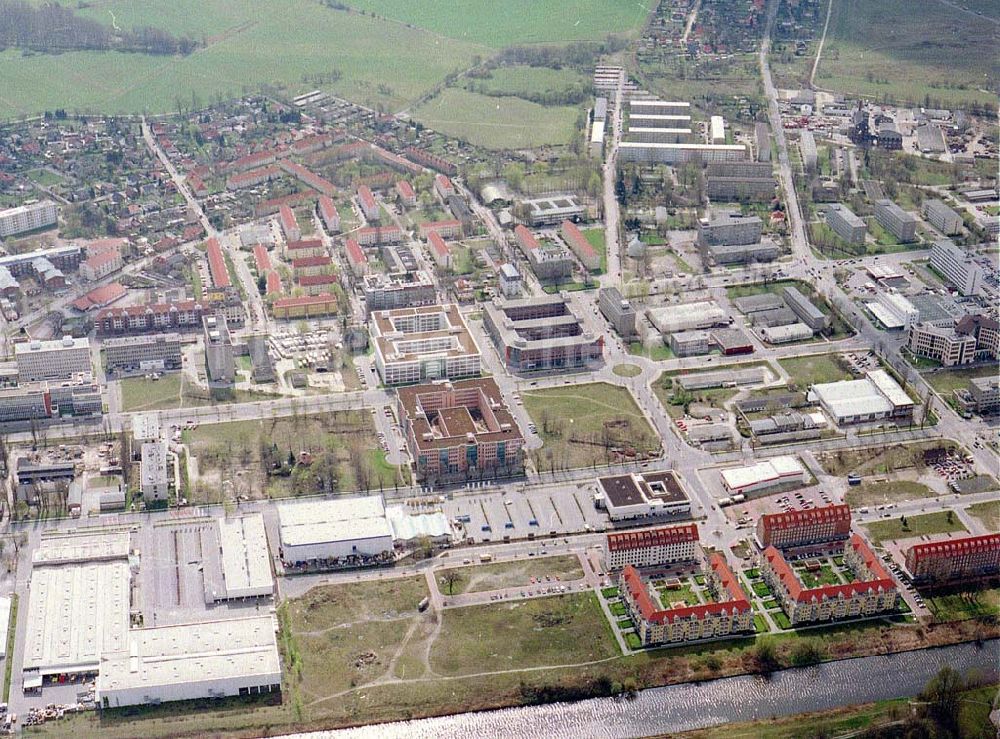 Teltow von oben - Industriegebiet Teltow am Teltowkanal.