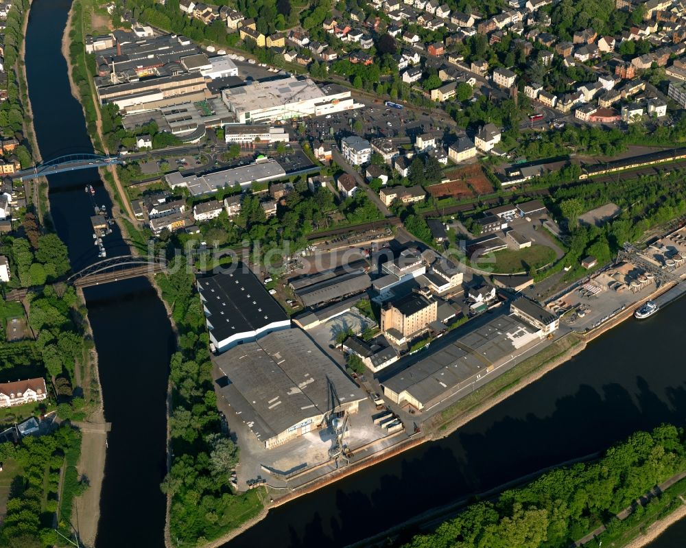 Lahnstein aus der Vogelperspektive: Industriegebiet an den Ufern von Lahn und Rhein in Lahnstein im Bundesland Rheinland-Pfalz