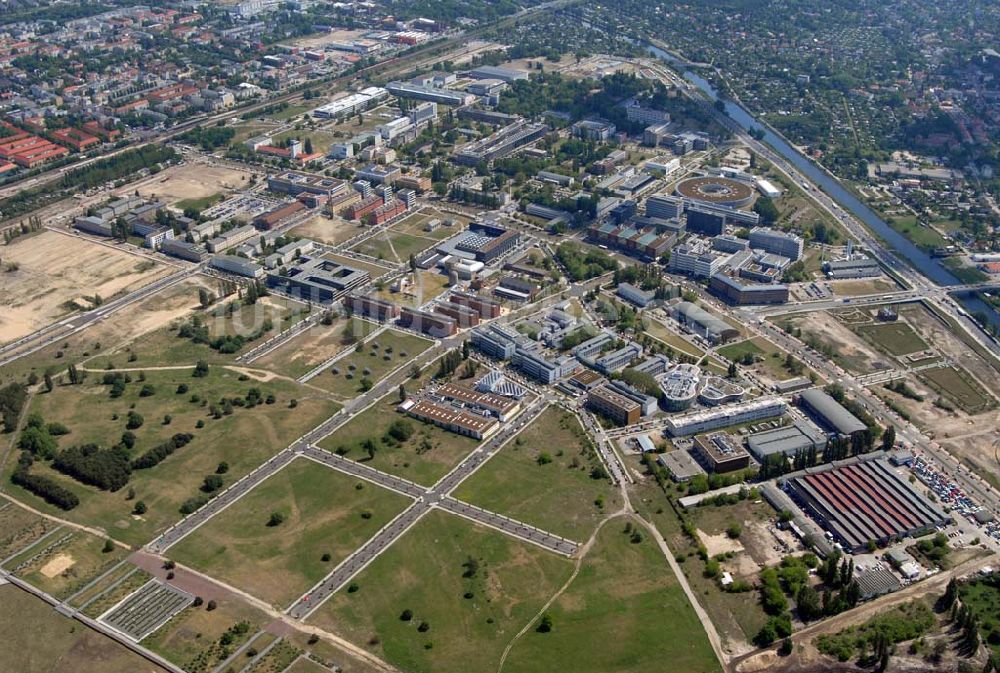 Luftbild Berlin-Treptow - Industriegebiet WISTA Adlershof